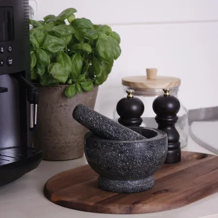 Silentio Schletterstrasse